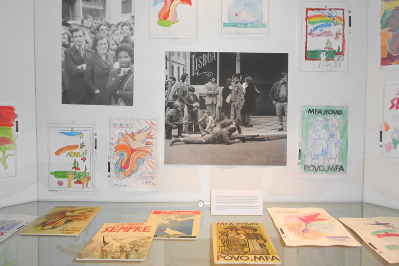 O dia 25 de Abril de 1974-1